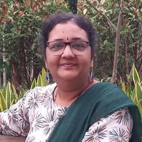 Saritha hover